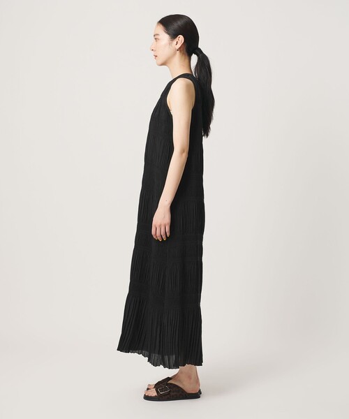 BEAUTY&YOUTH UNITED ARROWS(ビューティーアンドユースユナイテッドアローズ)の「プリーツ アメリカンスリーブ ワンピース ウォッシャブル(ワンピース・レディース・ブラック/コバルトブルー・S/M)」の15枚目の写真