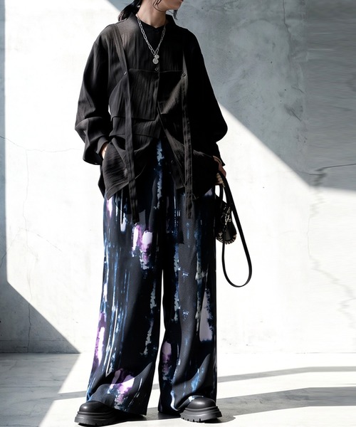 antiqua(アンティカ)の「アート柄 ワイドパンツ(その他パンツ・レディース・ブラック・ONESIZE)」の5枚目の写真