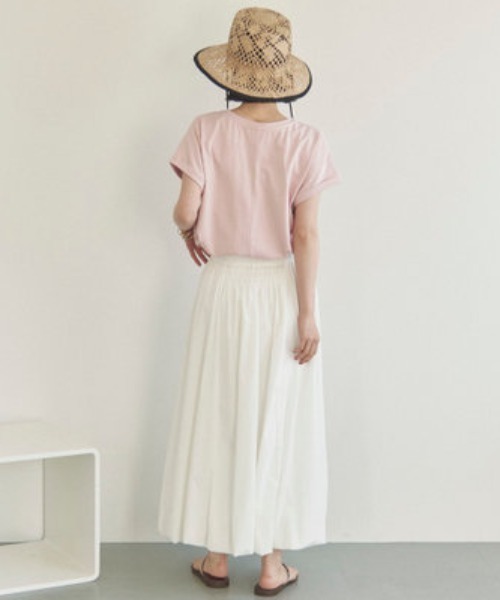 Doux archives(ドゥアルシーヴ)の「袖折り返しTシャツ(Tシャツ/カットソー・レディース・ピンクベージュ/オフホワイト/グレイッシュベージュ/チャコールグレー/ブラック・36/38)」の18枚目の写真
