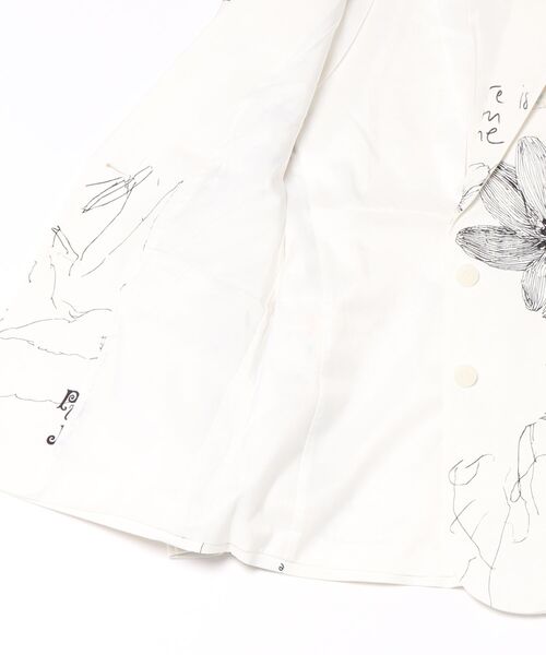 Desigual(デシグアル)の「Floral Graphic Art Blazer / フローラルグラフィックアートブレザー(テーラードジャケット・レディース・ホワイト・S/XS/XL/L)」の4枚目の写真