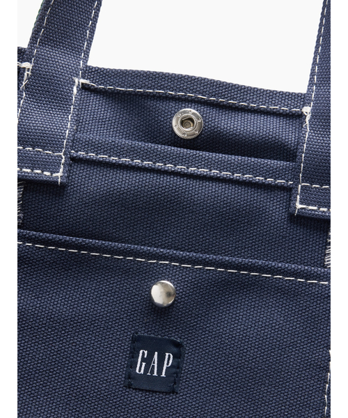 GAP（ギャップ）の「キャンバス GAPロゴ ミニトートバッグ (キッズ)（トートバッグ・キッズ・ネイビー・ONE SIZE）」の6枚目の写真