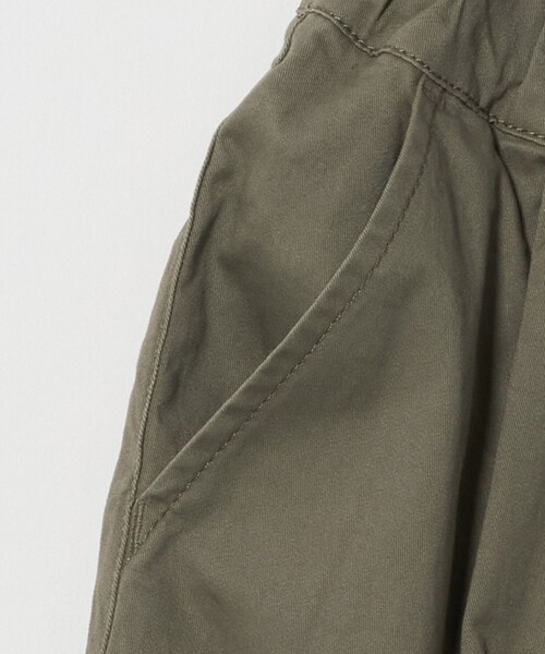 green label relaxing(グリーンレーベルリラクシング)の「ライト ツイル ツータック パンツ / キッズ 140cm-160cm(チノパンツ・キッズ・ネイビー/ベージュ/オリーブ・150cm/160cm/140cm)」の11枚目の写真