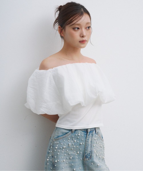 HEIREN（ヘイレーン）の「バルーンオフショルトップス（Tシャツ/カットソー・レディース・ホワイト/ブラック・FREE）」の5枚目の写真
