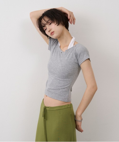 NUJOH(ヌゾ)の「Halter Neck Layered Tee / ホルターネックレイヤードT(Tシャツ/カットソー・レディース・ブラック/グレー/ブルー・FREE)」の18枚目の写真