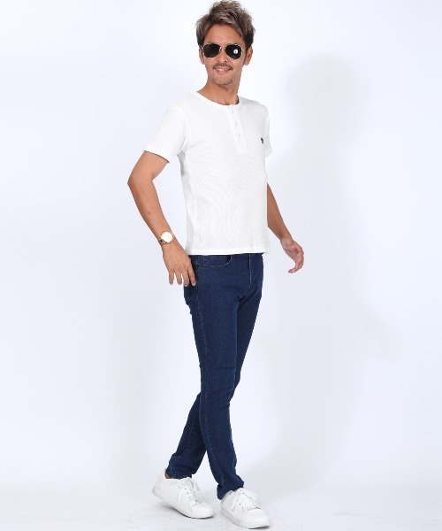 LUXSTYLE（ラグスタイル）の「ワッフル刺繍ヘンリーネックTシャツ（Tシャツ/カットソー・メンズ・ブラック/ホワイト・L/M）」の6枚目の写真