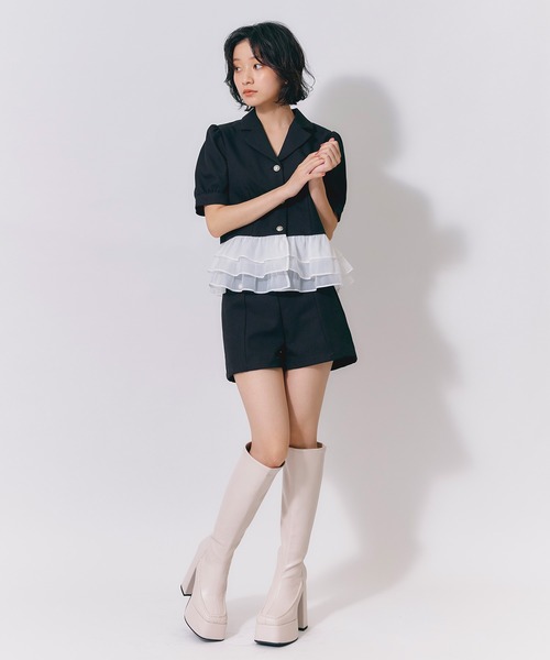 REDYAZEL(レディアゼル)の「【Classic Button Series】クラシックマルチボタンハイウエストショートパンツ(その他パンツ・レディース・ブラック/ベージュ/オフホワイト・FREE)」の12枚目の写真