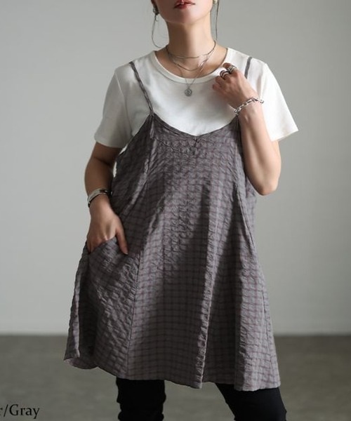 GOLDJAPAN(ゴールドジャパン)の「チェック柄キャミチュニック【大きいサイズ対応】(チュニック・レディース・グレー/ブラック・4L~5L/LL~3L)」の2枚目の写真