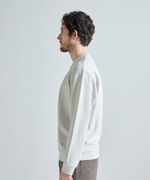 MEN'S BIGI（メンズビギ）の「ジョーゼットボンディング モックネックプルオーバー［ストレッチ］（スウェット・メンズ・ブラック/オフホワイト/モカ・02/03）」の4枚目の写真