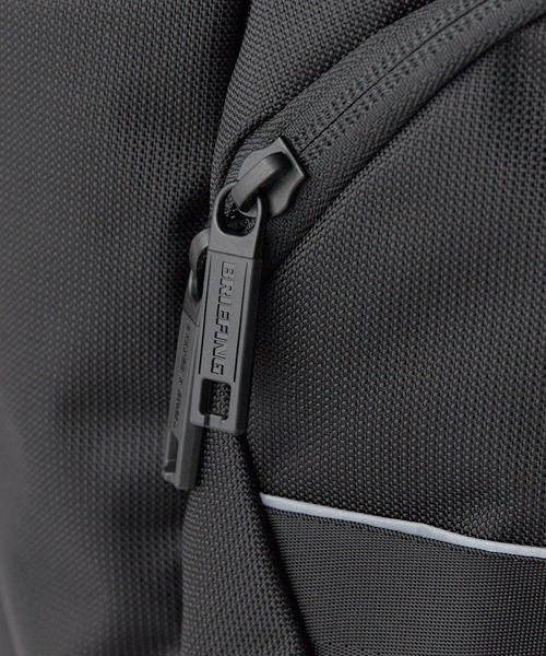 BRIEFING（ブリーフィング）の「BRIEFING/ MFC 2WAY EASY SHOULDER / BRA261L07 秋服 冬服（ショルダーバッグ・メンズ・ブラック・FREE）」の6枚目の写真