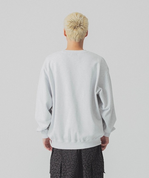 XLARGE(エクストララージ)の「SLANTED OG CREWNECK SWEATSHIRT(スウェット・メンズ・アッシュ/ブラック・S/M/L/XL)」の11枚目の写真