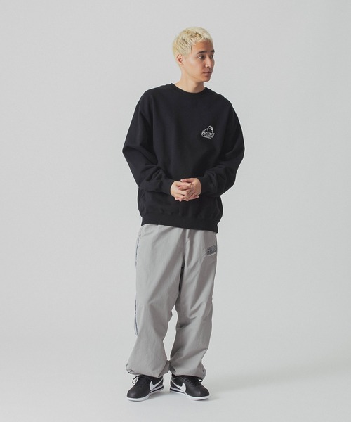 XLARGE(エクストララージ)の「SLANTED OG CREWNECK SWEATSHIRT(スウェット・メンズ・アッシュ/ブラック・S/M/L/XL)」の13枚目の写真