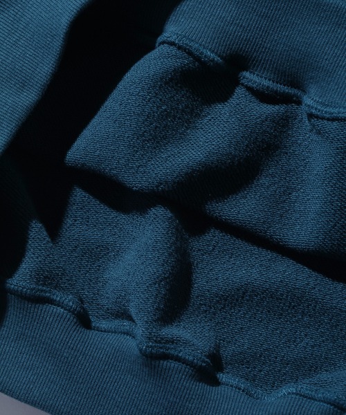 XLARGE(エクストララージ)の「SLANTED OG CREWNECK SWEATSHIRT(スウェット・メンズ・アッシュ/ブラック・S/M/L/XL)」の8枚目の写真