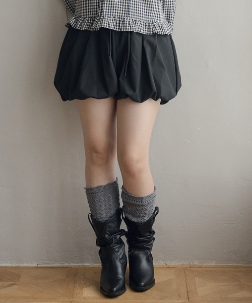 LiLIN(リリン)の「ギャザーバルーンショートパンツ / gather balloon shorts(その他パンツ・レディース・ホワイト/ブラック・FREE)」の1枚目の写真