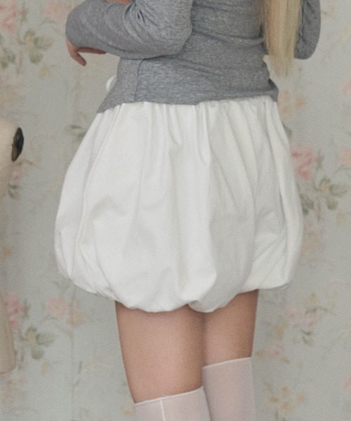 LiLIN(リリン)の「ギャザーバルーンショートパンツ / gather balloon shorts(その他パンツ・レディース・ホワイト/ブラック・FREE)」の10枚目の写真