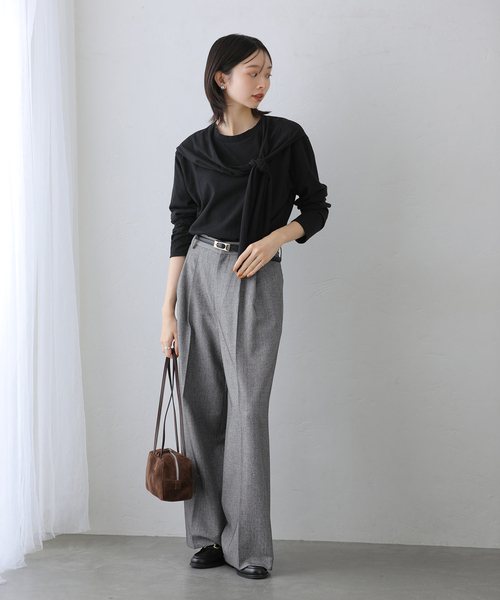 La TOTALITE(ラトータリテ)の「【洗える】ベルテットタックパンツ(その他パンツ・レディース・チャコールグレー/ライトグレー・36/38)」の9枚目の写真