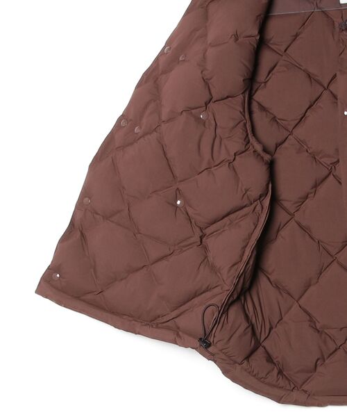 CMF OUTDOOR GARMENT(シーエムエフアウトドアガーメント)の「CMF OUTDOOR GARMENT/シーエムエフ アウトドアガーメント WOVEN DOWN VEST ウーブンダウンベスト CMF2602-V02(ダウンベスト・メンズ・ブラウン系その他3/ブラック・L/M)」の4枚目の写真