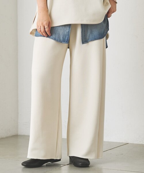 BEARDSLEY(ビアズリー)の「ボンバーヒートパンツ【セットアップ】(その他パンツ・レディース・アイボリー/ネイビー/ブラウン・0/1)」の2枚目の写真