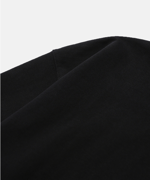MOIF（モイフ）の「[AW26] DWELLER プルオーバースウェットフーディ / ブラック（パーカー・メンズ・その他・1(S)/2(M)/3(L)）」の4枚目の写真
