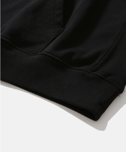 MOIF（モイフ）の「[AW26] DWELLER プルオーバースウェットフーディ / ブラック（パーカー・メンズ・その他・1(S)/2(M)/3(L)）」の8枚目の写真