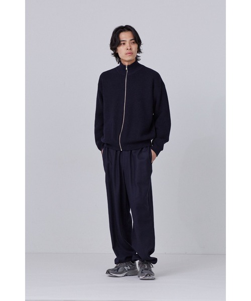 Y(ワイ)の「Y / NON MULESING WOOL DRIVERS KN(カーディガン/ボレロ・メンズ・ホワイト/ネイビー・MEDIUM/SMALL/LARGE)」の17枚目の写真