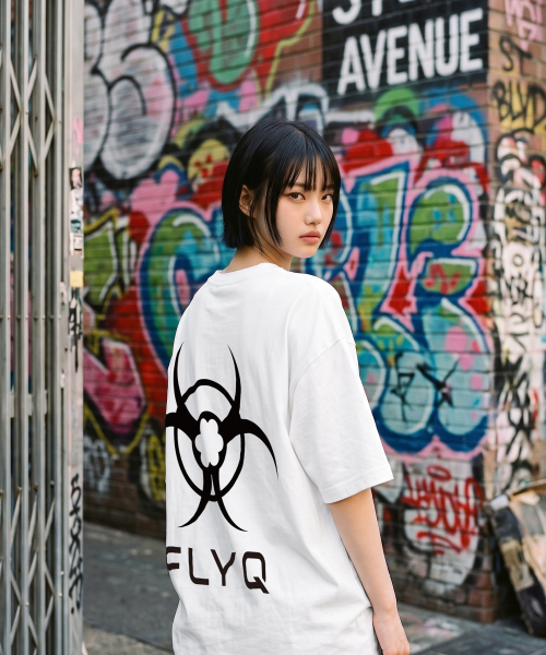 FLYQ(フライク)の「FLYQ ハザードプリント半袖Tシャツ / ホワイト(Tシャツ/カットソー・レディース・その他・LARGE/MEDIUM)」の6枚目の写真