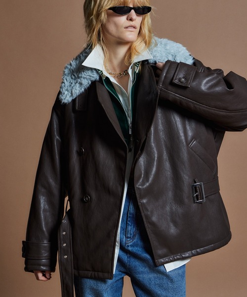 MAISON SPECIAL(メゾンスペシャル)の「【26WINTER PRE-ORDER】Fake Leather Short Trench Coat/フェイクレザーショートトレンチ(その他アウター・レディース・ブラック/ブラウン・FREE)」の3枚目の写真