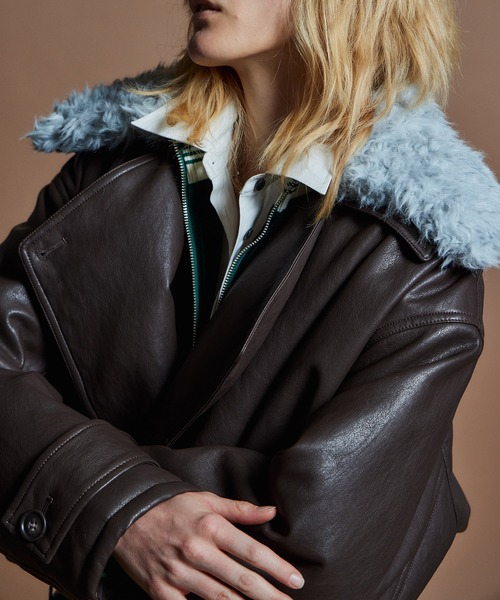 MAISON SPECIAL(メゾンスペシャル)の「【26WINTER PRE-ORDER】Fake Leather Short Trench Coat/フェイクレザーショートトレンチ(その他アウター・レディース・ブラック/ブラウン・FREE)」の11枚目の写真