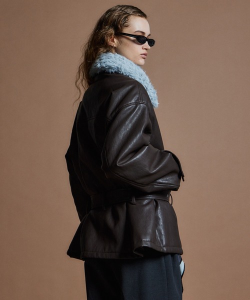 MAISON SPECIAL(メゾンスペシャル)の「【26WINTER PRE-ORDER】Fake Leather Short Trench Coat/フェイクレザーショートトレンチ(その他アウター・レディース・ブラック/ブラウン・FREE)」の8枚目の写真