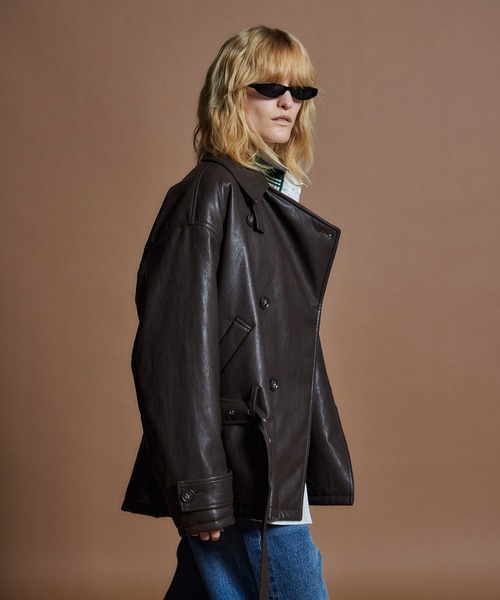 MAISON SPECIAL(メゾンスペシャル)の「【26WINTER PRE-ORDER】Fake Leather Short Trench Coat/フェイクレザーショートトレンチ(その他アウター・レディース・ブラック/ブラウン・FREE)」の17枚目の写真
