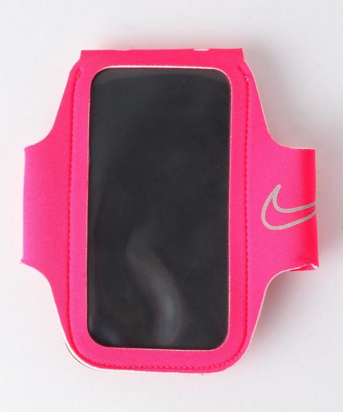 NIKE（ナイキ）の「NIKE（ナイキ） ライトウェイト アームバンド（スポーツグッズ・メンズ・ブラック/ピンク/ライトブルー・FREE）」の3枚目の写真