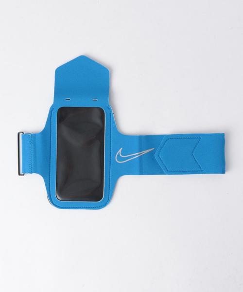 NIKE（ナイキ）の「NIKE（ナイキ） ライトウェイト アームバンド（スポーツグッズ・メンズ・ブラック/ピンク/ライトブルー・FREE）」の4枚目の写真