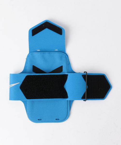 NIKE（ナイキ）の「NIKE（ナイキ） ライトウェイト アームバンド（スポーツグッズ・メンズ・ブラック/ピンク/ライトブルー・FREE）」の5枚目の写真