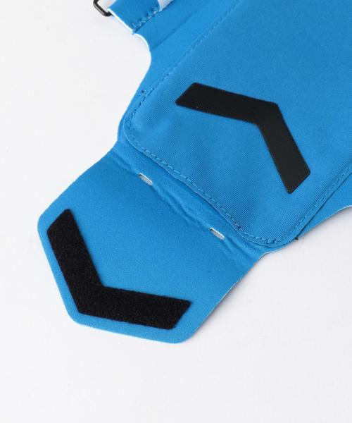 NIKE（ナイキ）の「NIKE（ナイキ） ライトウェイト アームバンド（スポーツグッズ・メンズ・ブラック/ピンク/ライトブルー・FREE）」の7枚目の写真