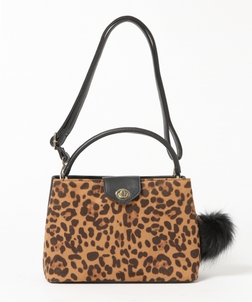 Heather（ヘザー）の「ワンハンドルチャームBAG  737201（ショルダーバッグ・レディース・ブラウン系その他/ブラック系その他・ONE SIZE）」の2枚目の写真