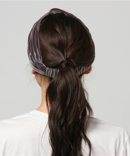 CONTROL FREAK（コントロールフリーク）の「CONTROL FREAK （コントロールフリーク）プリーツベロアヘアバンド（ヘアバンド・レディース・ブラック/グレー/グリーン/ボルドー・FREE）」の5枚目の写真
