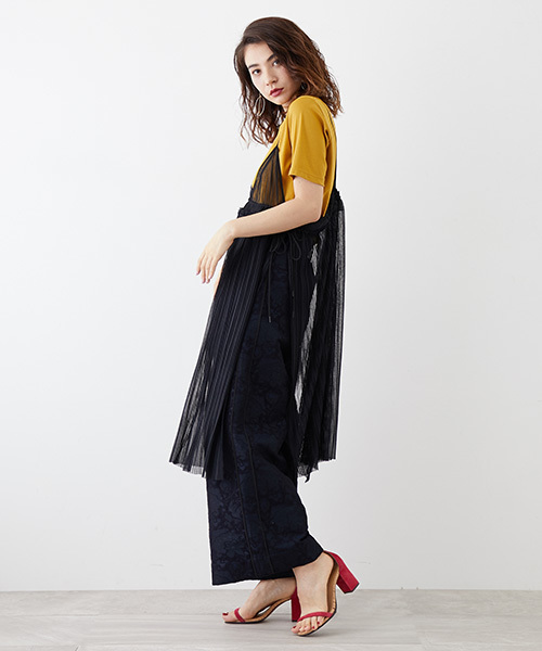 UNITED TOKYO(ユナイテッドトウキョウ)の「チュールプリーツワンピース(ワンピース・レディース・ミント/ブラック・1)」の3枚目の写真