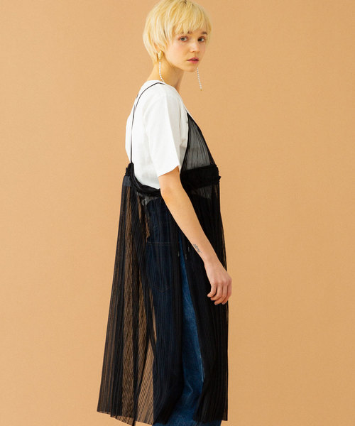 UNITED TOKYO(ユナイテッドトウキョウ)の「チュールプリーツワンピース(ワンピース・レディース・ミント/ブラック・1)」の9枚目の写真