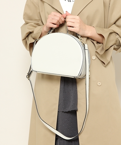 PAGEBOY(ページボーイ)の「ハーフムーンショルダーバッグ(ショルダーバッグ・レディース・ベビーピンク/ブラック/ライトグレー・FREE)」の3枚目の写真