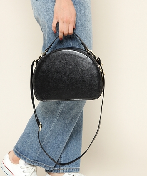 PAGEBOY(ページボーイ)の「ハーフムーンショルダーバッグ(ショルダーバッグ・レディース・ベビーピンク/ブラック/ライトグレー・FREE)」の2枚目の写真