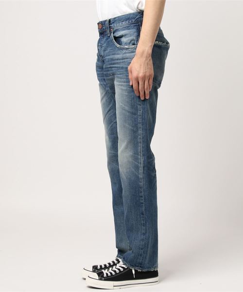 RED CARD TOKYO（レッドカード）の「RED CARD シェービング加工ストレートジーンズ（デニムパンツ・メンズ・ブルー・31/29/30/28）」の3枚目の写真