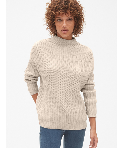 GAP（ギャップ）の「シェーカーステッチ プルオーバー タートルネックセーター（ニット/セーター・レディース・ネイビー/レッド/ホワイト/アイボリー/ライトグレー・M/XS/XXS/L/S）」の3枚目の写真