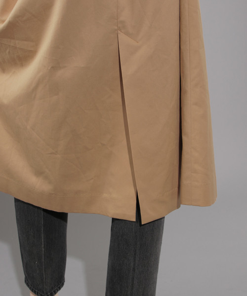 PAGEBOY（ページボーイ）の「【WEB限定アイテム】CテンセルBIGトレンチ（トレンチコート・レディース・ブラック/ベージュ/カーキ/アイボリー/ブルー系その他・SMALL/MEDIUM）」の16枚目の写真