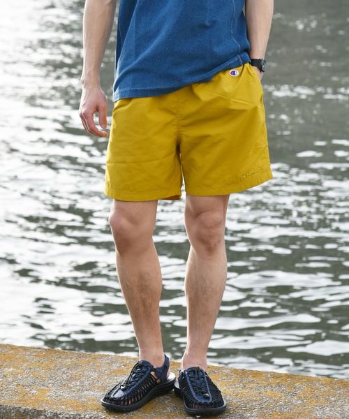 Champion（チャンピオン）の「Champion×SHIPS: 別注 撥水ナイロン ユーティリティ ショーツ（その他パンツ・メンズ・ブラック/ネイビー/マスタード・SMALL/MEDIUM/LARGE）」の3枚目の写真