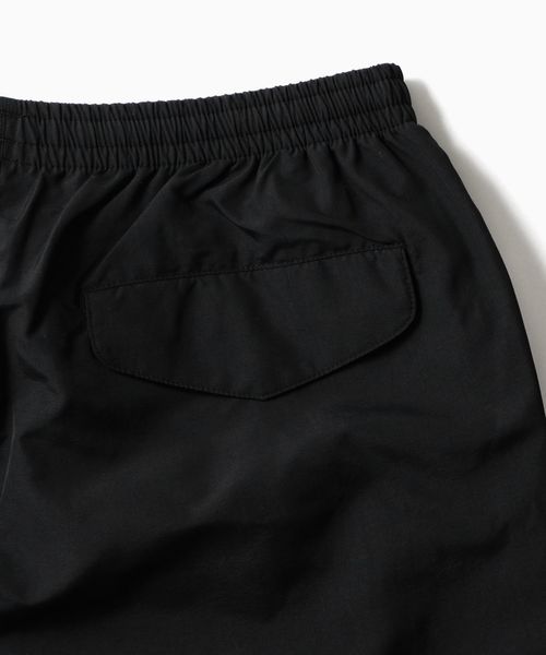 Champion（チャンピオン）の「Champion×SHIPS: 別注 撥水ナイロン ユーティリティ ショーツ（その他パンツ・メンズ・ブラック/ネイビー/マスタード・SMALL/MEDIUM/LARGE）」の10枚目の写真