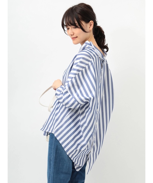 AMERICAN HOLIC(アメリカンホリック)の「バック開きスキッパービッグシャツチュニック(チュニック・レディース・オフホワイト/サックスブルー/その他5/ストライプ/ブルー系その他4・FREE)」の3枚目の写真