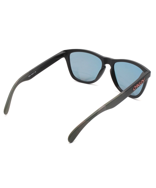 BEAMS（ビームス）の「OAKLEY / Frogskins Soft Touch Collection（サングラス・メンズ・シルバー/レッド/グリーン・ONE SIZE）」の9枚目の写真