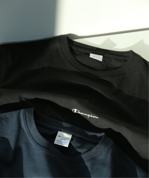Champion（チャンピオン）の「Champion×EDIFICE / チャンピオン別注 SMALL LOGO TEE（Tシャツ/カットソー・メンズ・ブラック/ホワイト/ベージュ/ネイビー/ピンク・MEDIUM/LARGE/SMALL）」の15枚目の写真