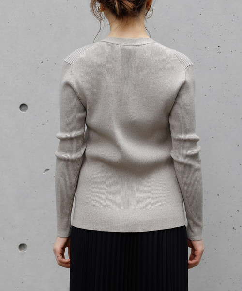 Liesse（リエス）の「リブVネックカーデ（カーディガン/ボレロ・レディース・ゴールド/ベージュ/ネイビー・FREE）」の6枚目の写真