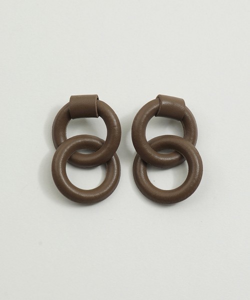 TODAYFUL（トゥデイフル）の「レザーリングピアス（ピアス（両耳用）・レディース・ブラック/モカ/キナリ・FREE）」の7枚目の写真