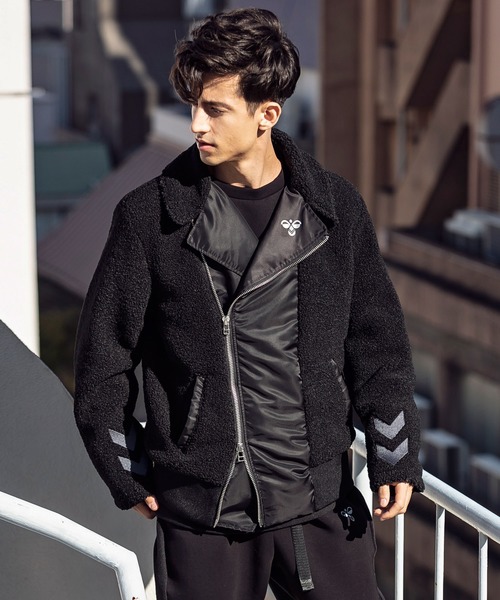 hummel(ヒュンメル)の「直営店・WEB限定 hummel(ヒュンメル)ボア切り替えライダースジャケット(ライダースジャケット・メンズ・ブラック/ネイビー/カーキ・S/M/L/XL)」の2枚目の写真